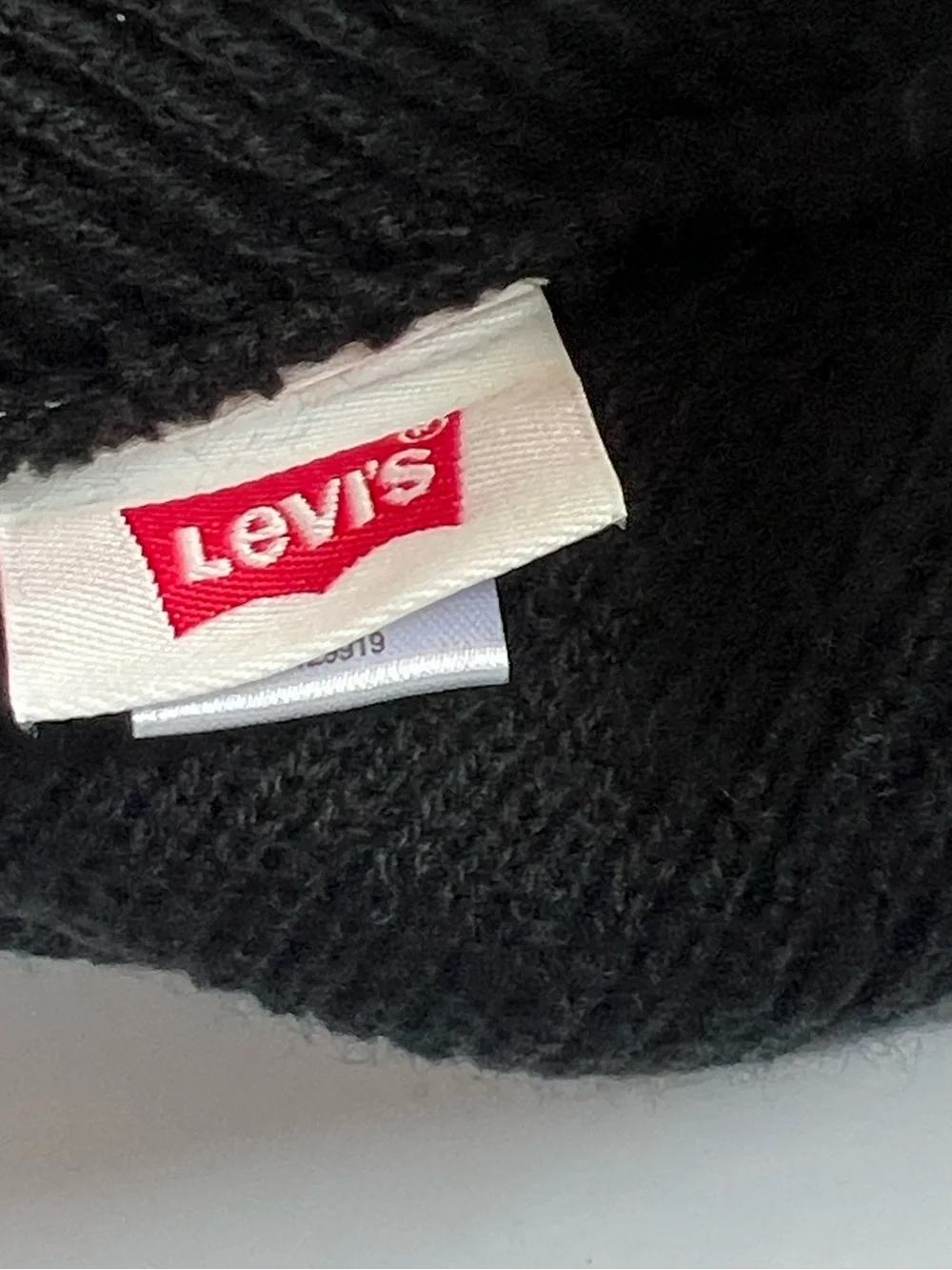 Levis levi black